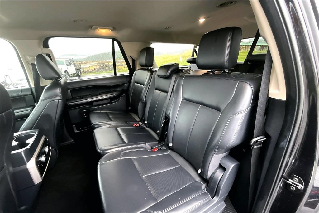 Used 2024 Ford Expedition Max XLT AWD/4WD image 25