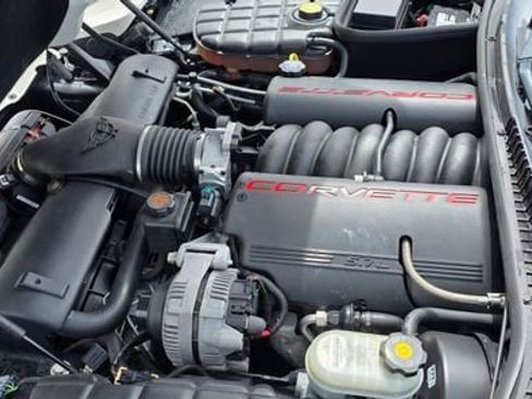 Used 2002 Chevrolet Corvette Convertible w/ Preferred Equipment Group2 RWD image 11