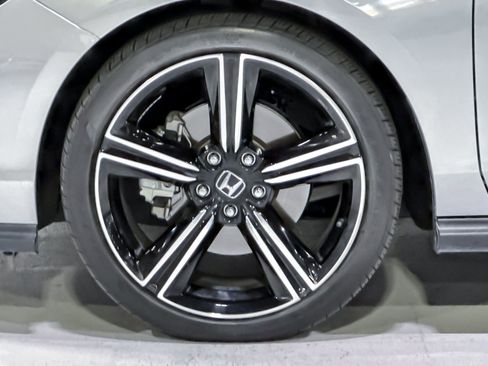 Used 2024 Honda Accord Sport image 13