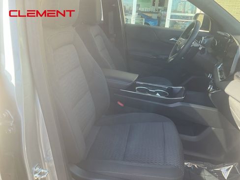 Used 2025 Chevrolet Equinox LT image 34