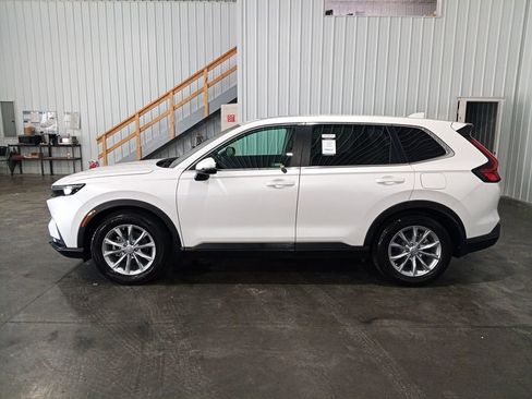 Used 2025 Honda CR-V EX-L image 2