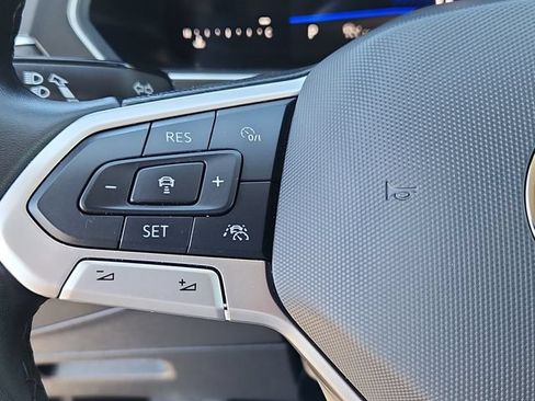 Certified 2024 Volkswagen Tiguan SE AWD/4WD image 17
