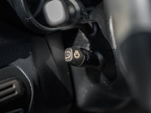 Used 2022 Mercedes-Benz GLC 300 4MATIC image 39