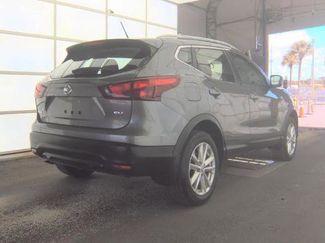 Used 2017 Nissan Rogue Sport SV FWD video 2