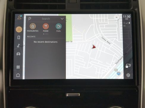 Used 2025 Land Rover Discovery S image 22