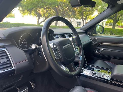 Used 2017 Land Rover Discovery HSE Luxury AWD/4WD image 24