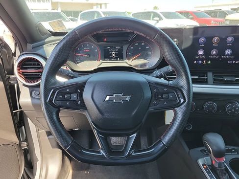 Used 2024 Chevrolet Trax RS w/ Driver Confidence Package FWD image 19