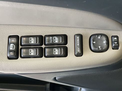 Used 2002 Chevrolet Tahoe Z71 AWD/4WD image 16