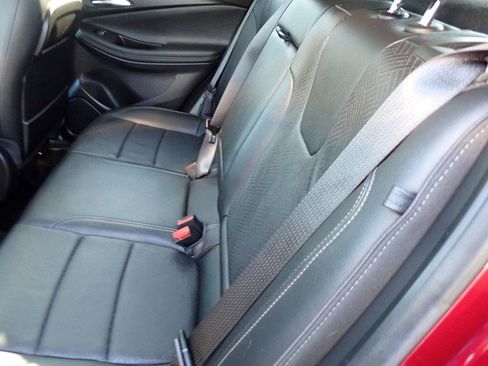 Certified 2022 Buick Encore GX Essence w/ Experience Buick Package image 13