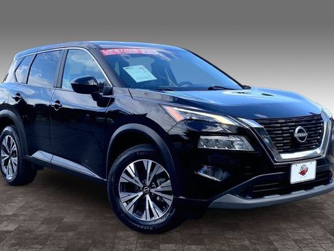 Used 2023 Nissan Rogue SV FWD image 3