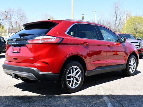 Used 2024 Ford Edge SEL w/ Convenience Package AWD/4WD image 6