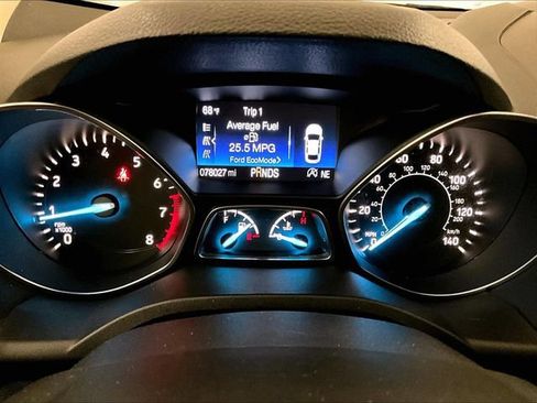 Used 2017 Ford Escape Titanium w/ Equipment Group 301A AWD/4WD image 20