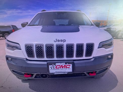 Used 2021 Jeep Cherokee Trailhawk w/ Technology Group AWD/4WD image 8