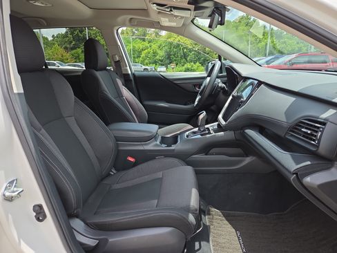 Used 2024 Subaru Outback Premium AWD/4WD image 15