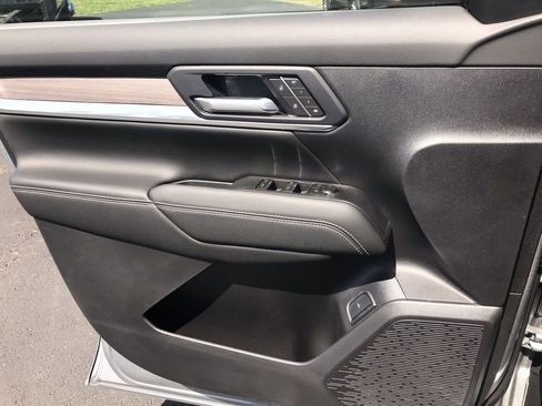 New 2026 GMC Terrain Denali AWD/4WD image 13