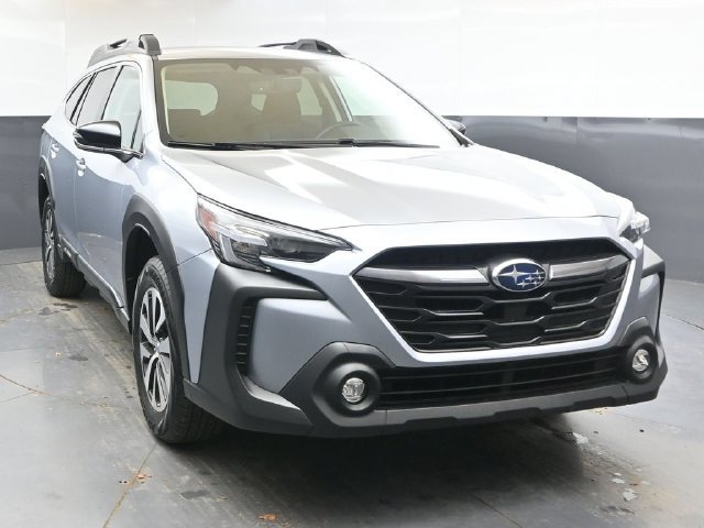 Used 2024 Subaru Outback Premium AWD/4WD image 8