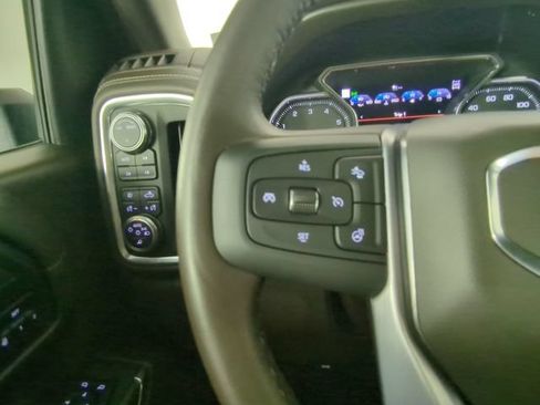 Used 2021 GMC Sierra 1500 SLT w/ SLT Premium Plus Package AWD/4WD image 27