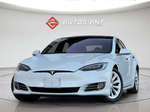Used 2019 Tesla Model S Long Range image 1