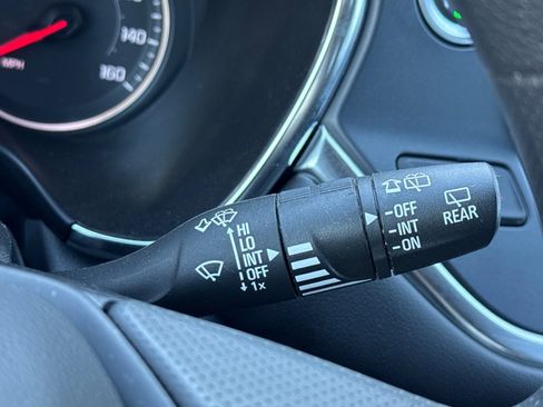 Used 2022 Chevrolet Blazer LT image 40