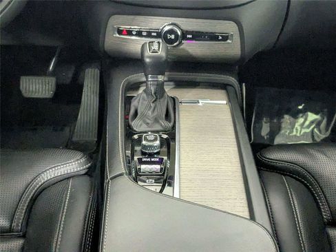 Used 2020 Volvo XC90 T6 Inscription image 22