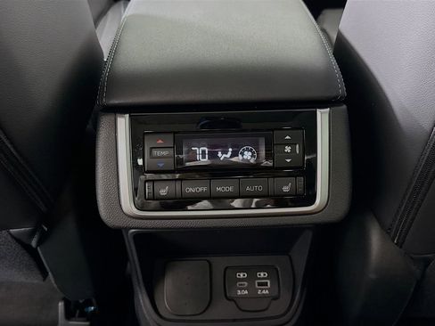Used 2026 Subaru Ascent Limited AWD/4WD image 27