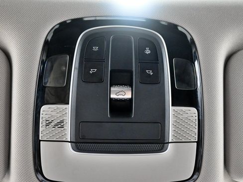 Used 2022 Hyundai Palisade SEL AWD/4WD image 16