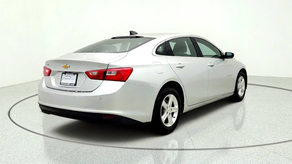 Used 2022 Chevrolet Malibu LS w/ Driver Confidence Package FWD image 5