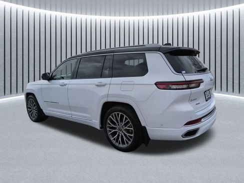 Used 2023 Jeep Grand Cherokee L Summit image 11