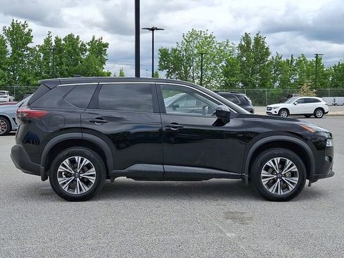 Used 2023 Nissan Rogue SV AWD/4WD image 10