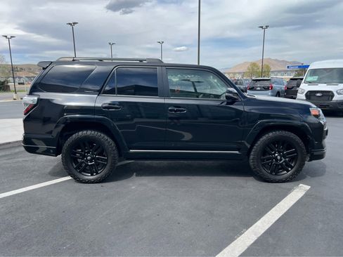 Used 2019 Toyota 4Runner Limited AWD/4WD image 6