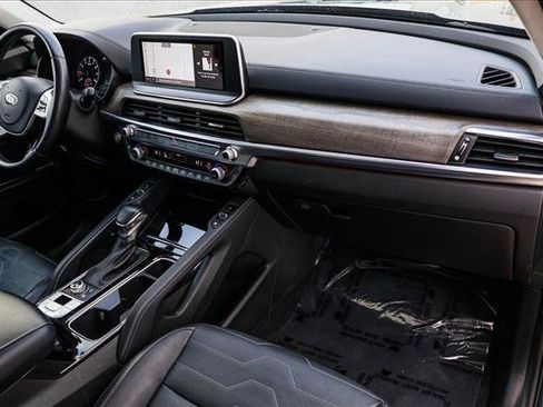 Used 2021 Kia Telluride SX w/ SX Prestige Package image 27