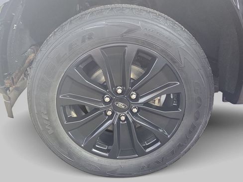 Used 2020 Ford F150 XLT w/ Equipment Group 302A Luxury AWD/4WD image 34