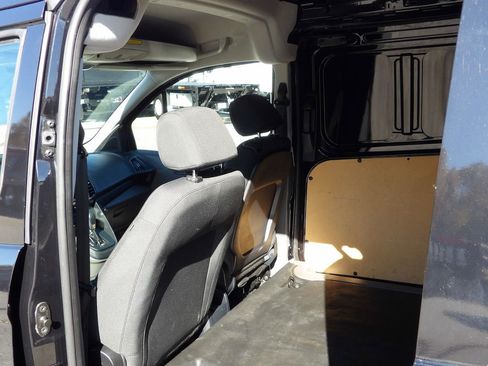 Used 2022 Ford Transit Connect XL image 28