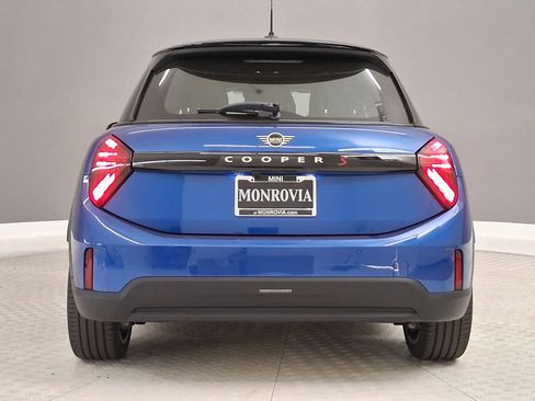 New 2026 MINI Cooper S image 8