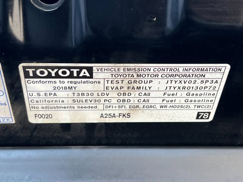 Used 2018 Toyota Camry SE w/ Moonroof Package image 28