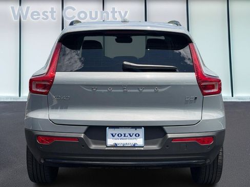 Certified 2026 Volvo XC40 B5 Plus AWD/4WD image 6