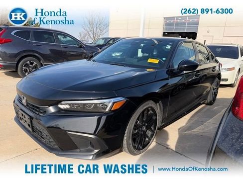 Used 2024 Honda Civic Sport image 1