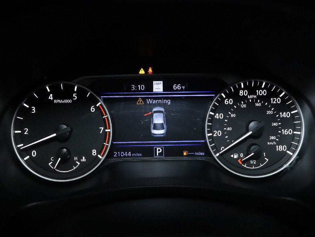 Certified 2024 Nissan Altima 2.0 SR FWD image 26