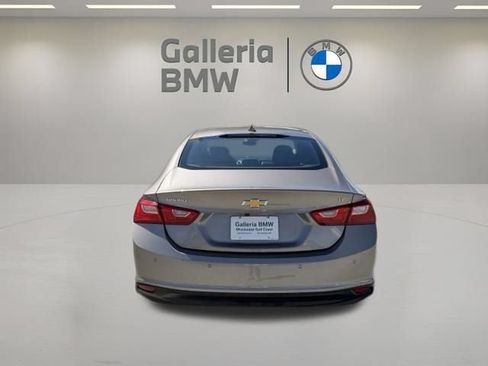 Used 2025 Chevrolet Malibu LT FWD image 9