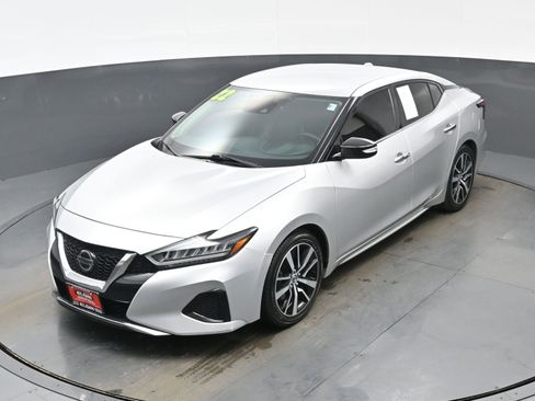 Used 2022 Nissan Maxima SV w/ Floor Mat Group image 31
