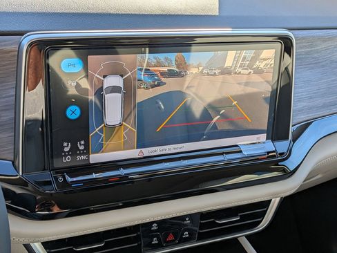 New 2026 Volkswagen Atlas SEL Premium R-Line image 24