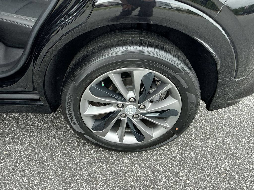Certified 2023 Buick Encore GX Select w/ Sport Touring Package FWD image 24