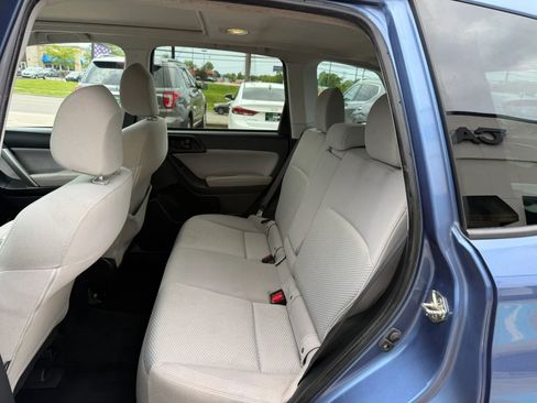 Used 2018 Subaru Forester 2.5i Premium w/ All-Weather Package AWD/4WD image 18