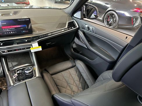 New 2026 BMW X6 M60i AWD/4WD image 19