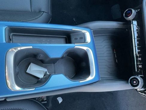 New 2026 Chevrolet Equinox EV LT image 21