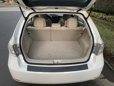 Used 2011 Subaru Impreza 2.5i image 18