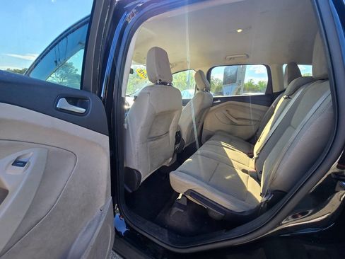 Used 2018 Ford Escape SE w/ Ford Safe & Smart Package FWD image 26