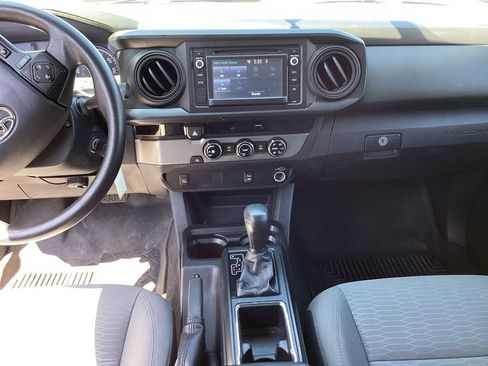 Used 2016 Toyota Tacoma SR w/ SR Convenience Package image 16