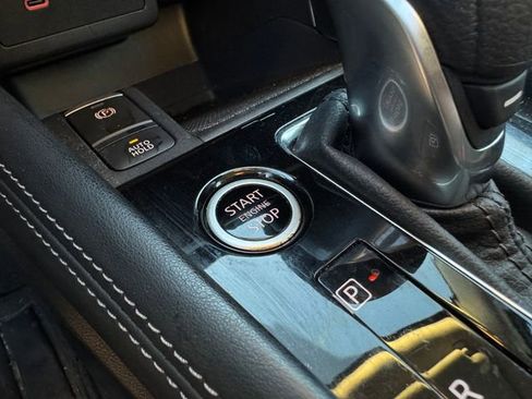 Used 2022 Nissan Kicks SV image 21