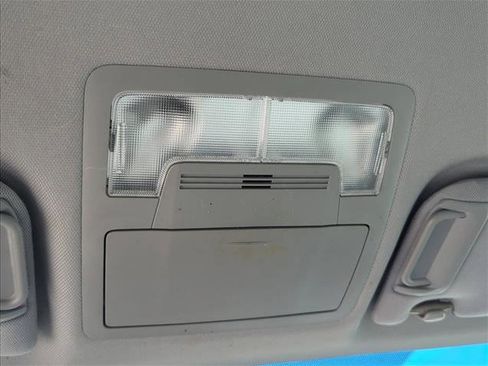 Used 2013 Toyota Camry LE FWD image 22